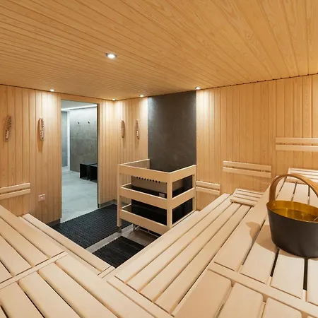 By Randolins شقة سانت موريتز