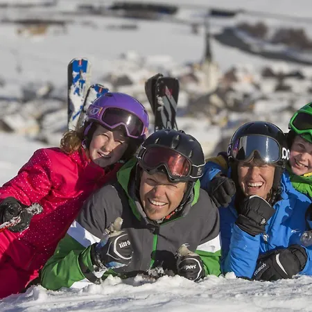 By Randolins شقة سانت موريتز